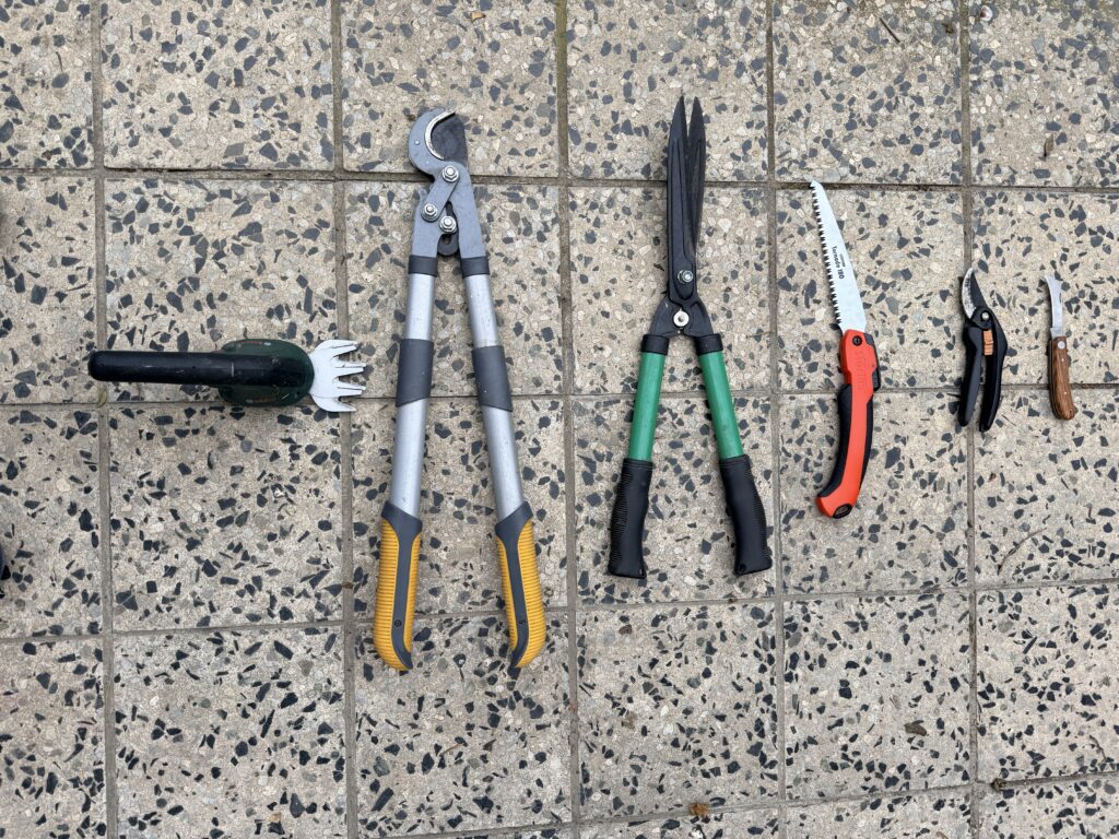 Nářadí na řez dřevin